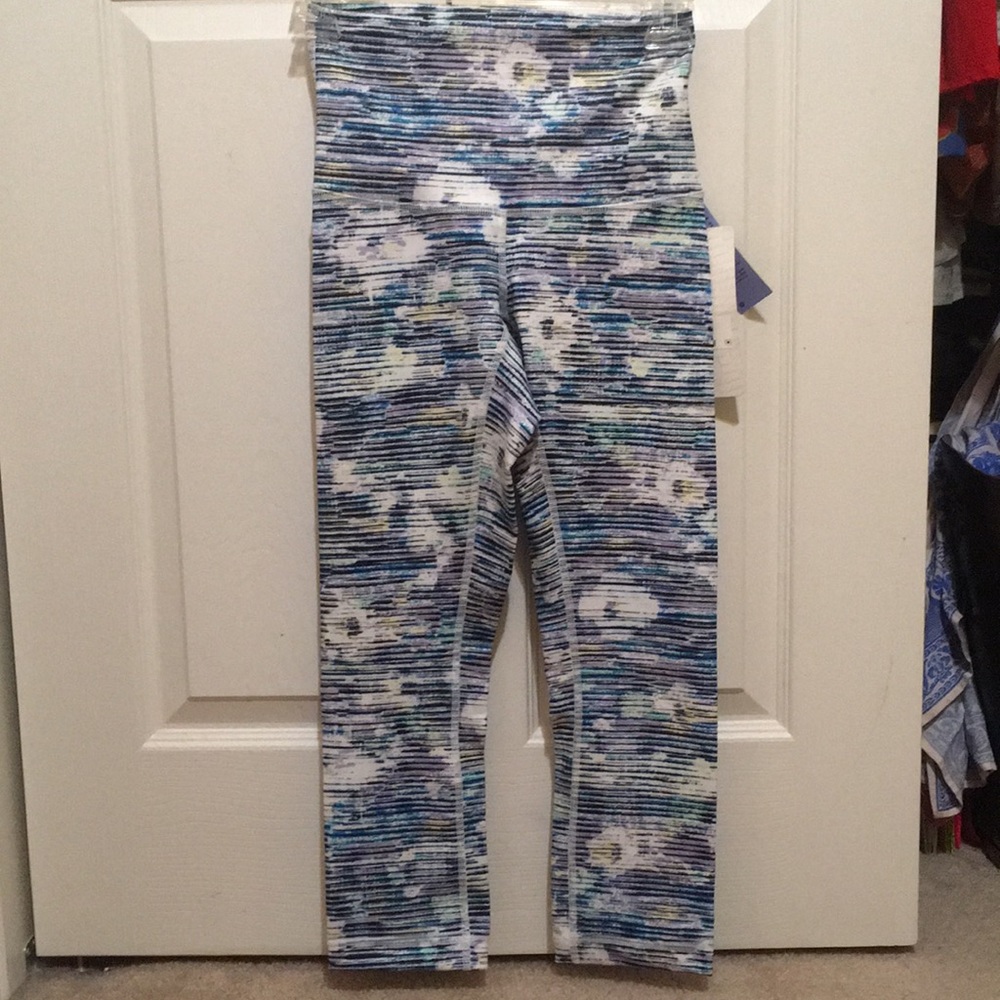 NWT lulu high rise wunder unders